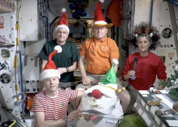 Mesajul de Crăciun al celor care se află la 400 de kilometri deasupra Terrei. Sărbătoarea astronauților departe de casă și de lume
