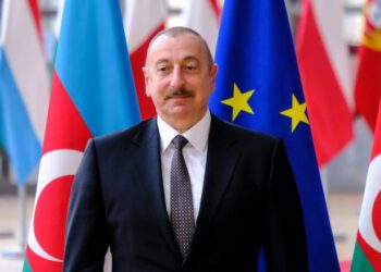 Azerbaidjanul impune restricții privind șederea cetățenilor ruși fără viză