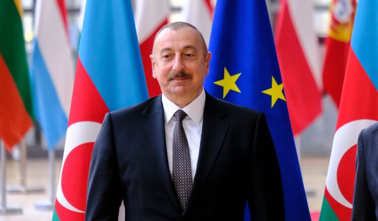 Azerbaidjanul impune restricții privind șederea cetățenilor ruși fără viză