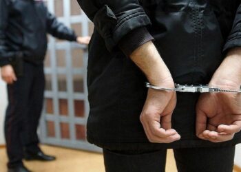 A obținut 2.000.000 de lei prin înșelăciune. Făptașul, reținut de oamenii legii