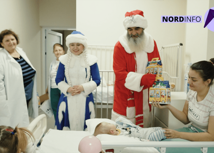 VIDEO // Moș Crăciun a ajuns la Spitalul din Bălți. A împărțit daruri la peste 100 de copii