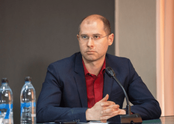 Tofilat va pleca din Consiliul de Observatori „Moldovagaz” înainte de Adunarea Extraordinară: „Nu am de gând să lucrez cu Recean”