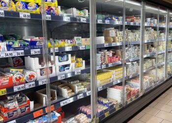 Scumpiri în lanț: carnea de pasăre și unele produse lactate costă mai scump cu până la 5%