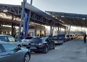 Atenție, călători! Trafic intens la posturile Sculeni și Leușeni