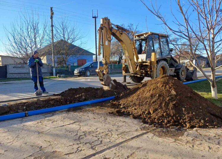 FOTO // Cu sprijinul USAID, locuitorii din Balatina vor fi asigurați cu apă bună la robinet