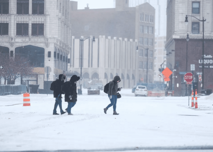 Stare de urgență în SUA din cauza unei furtuni polare. Milioane de oameni, afectați de ger extrem, viscol și ninsori