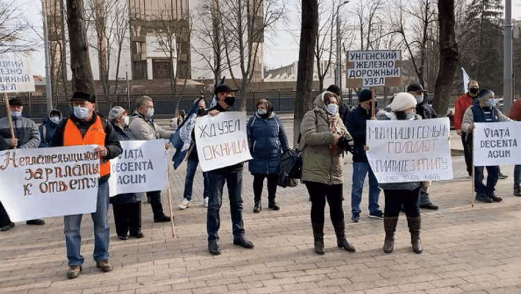 Feroviarii anunță proteste, inclusiv în nordul țării. „Muncitorii nu mai au ce mânca, nu au cu ce trimite copiii la școală”