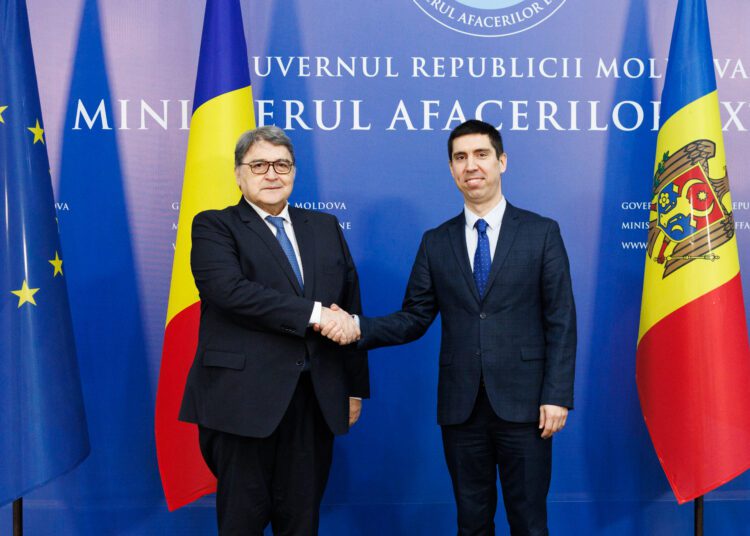 Vizita ministrului Emil Hurezeanu la Chișinău: Angajament ferm pentru cooperare și integrare europeană