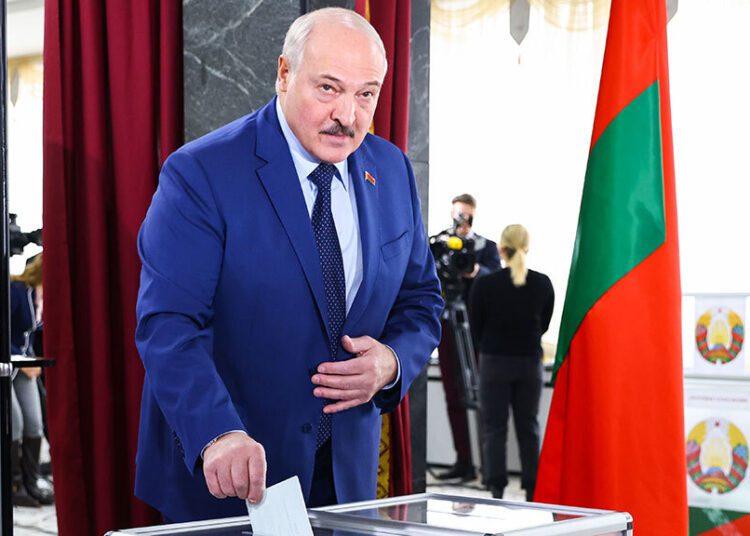 Lukașenko candidează pentru al șaptelea mandat ca președinte al Belarusului. Șefa diplomației UE: „Este un afront la adresa democrației”