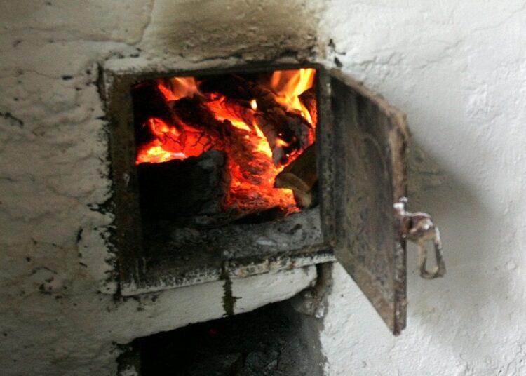 Un bărbat din Florești a decedat în incendiu. Alți cinci copii au avut de suferit