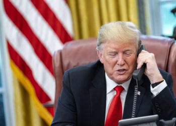 Trump a înghețat o parte din ajutorul pentru Ucraina. Livrările de arme continuă