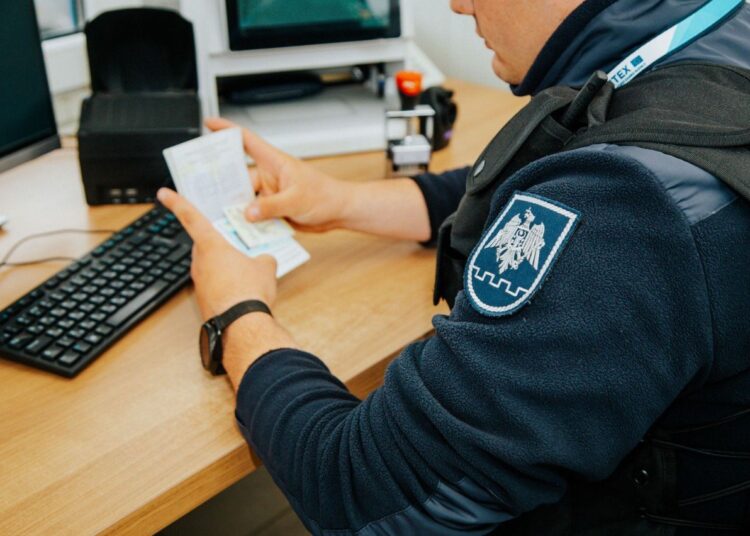 Atenție! Trafic intens la mai multe posturi vamale