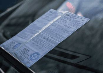 Se ieftineşte Cartea Verde. Vezi cu cât