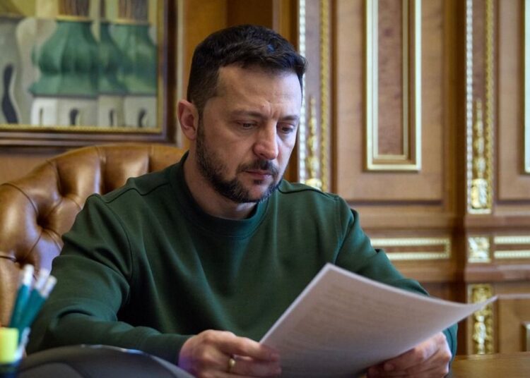 Zelenski ar accepta un schimb de teritorii în cadrul unor potențiale negocieri de pace cu Rusia