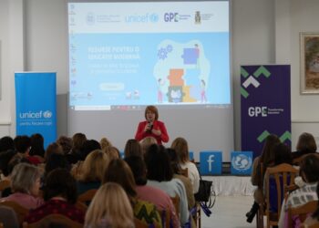 2.400 de cadre didactice, instruite online pentru starea de bine și ghidarea în carieră
