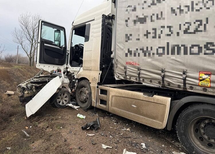 Accident pe drumul Chișinău-Vulcănești. Un băiat de 16 ani a decedat