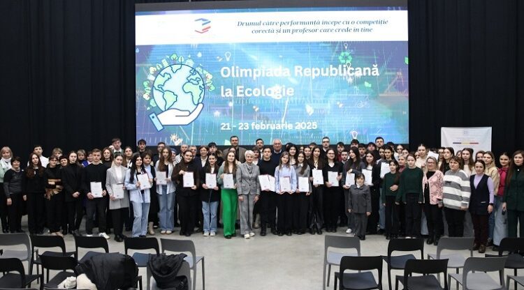O elevă din Bălți a câștigat Olimpiada Republicană la Ecologie. Soroca s-a ales cu locul doi