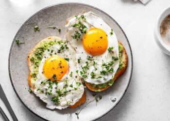 5 idei de mic dejun sănătos care te ajută să îți menții silueta