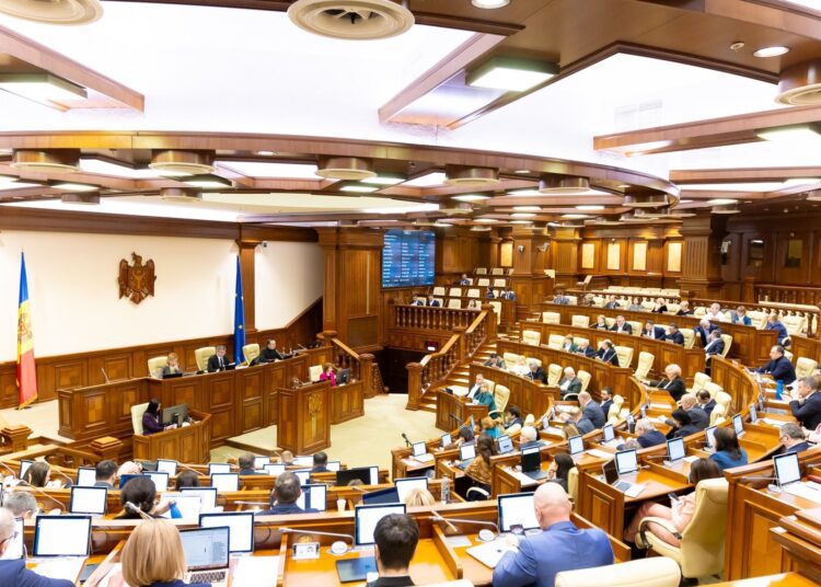 Legislativul a votat, în prima lectură, proiectul privind crearea noii procuraturi PACCO