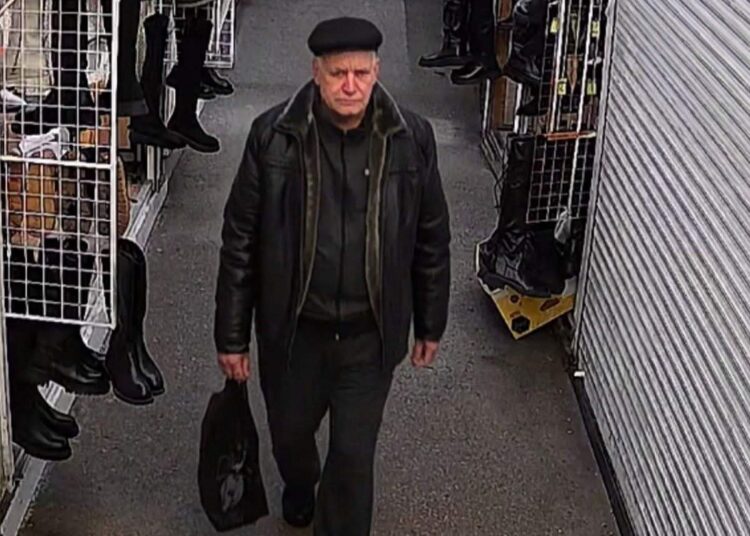 Acest  bărbat este căutat de polițiștii din Bălți. Este suspectat de o faptă rușinoasă