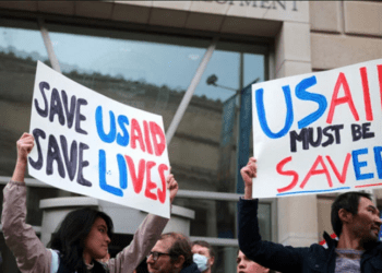 Administrația Trump trimite în concediu forțat aproape toți angajații USAID, un pas mare spre sfârșitul agenției de ajutor extern a SUA
