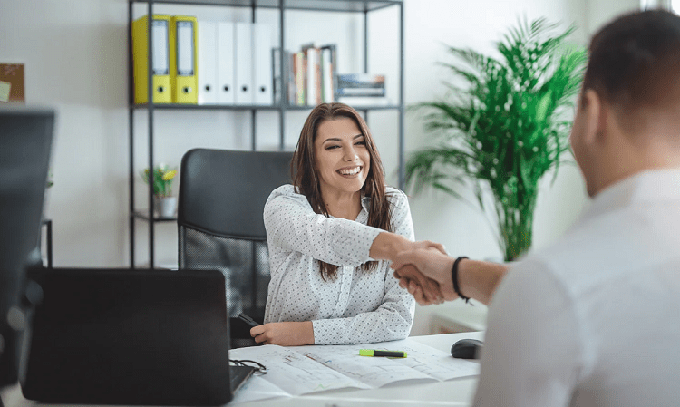 Peste 1600 de ucraineni sunt angajați pe piața muncii din R. Moldova. Câți dintre ei și-au găsit un job la Bălți