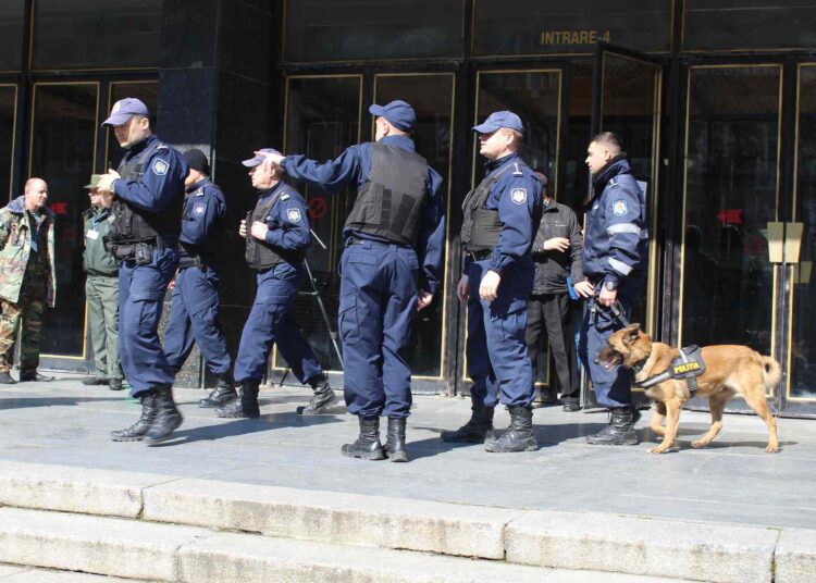 „S-a jucat cu focul” și va sta în închisoare. Un bărbat din capitală, condamnat pentru nouă alerte false cu bombă