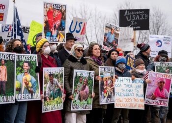 Donald Trump cere direct închiderea USAID