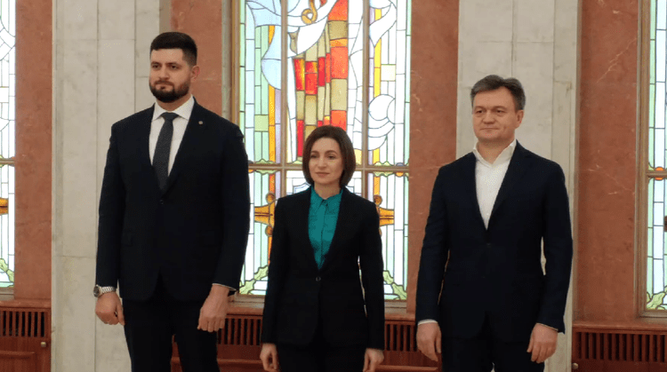 Astăzi, Dorin Junghietu a fost învestit în funcția de ministru al Energiei