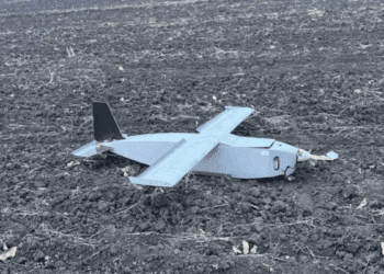 Dronă militară, descoperită pe un câmp, la Taraclia