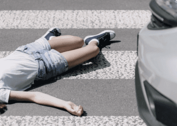 O fetiță de 11 ani, tamponată pe o stradă din Bălți. Trecea strada regulamentar