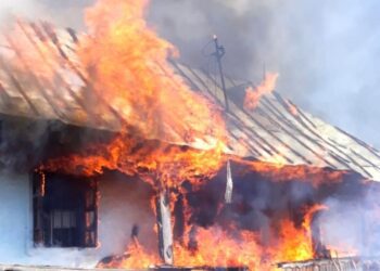 33 de decese în mai puțin de două luni. Incendiile continuă să facă victime