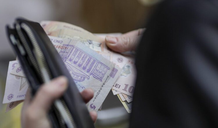 Cea mai mare pensie din România ajunge la peste 19 mii de euro net. Care este pensia minimă