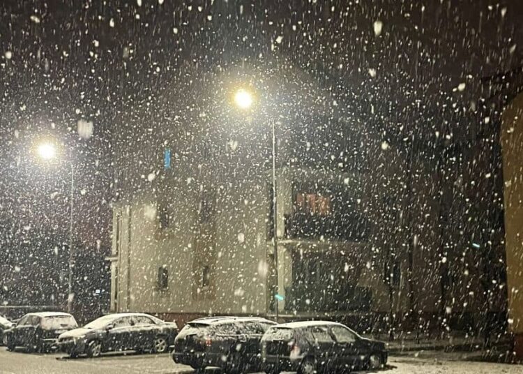 Atenție la drum! Lapoviță și ninsoare în toată țara