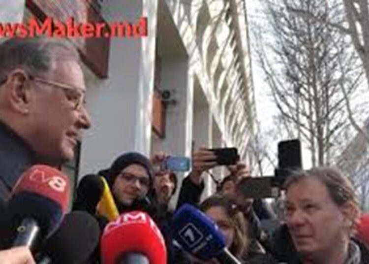 VIDEO // Oleg Ozerov a surâs jurnaliștilor: De unde știți că dronele sunt rusești?