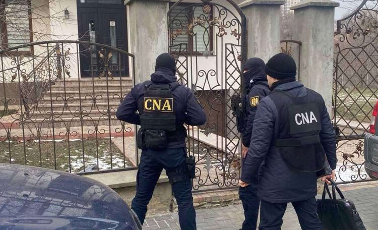 Angajări fictive, mită și achiziții trucate: Au loc percheziții la Centrul de Excelență în Medicină și Farmacie „Raisa Pacalo”