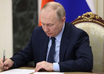 Vladimir Putin reînființează concursul de muzică Intervision, inventat de sovietici pentru a rivaliza cu Eurovision