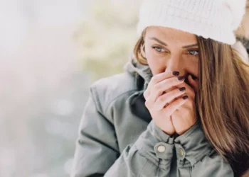 Frigul se menține și astăzi. La nord va fi cel mai frig