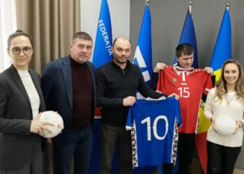 Echipa națională de fotbal pentru nevăzători a primit echipament sportiv