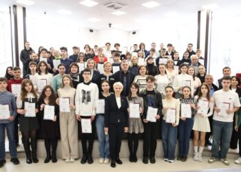 DOC // Mai mulți elevi din municipiul Bălți, printre cei mai buni la Olimpiada Republicană la Chimie