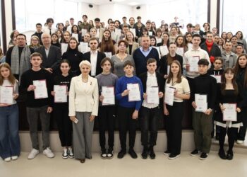 DOC // Mândrie pentru Bălți, Drochia și Fălești! Cine a obținut locul întâi la Olimpiada Republicană la Biologie
