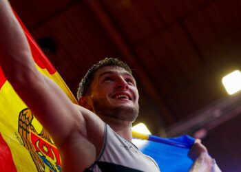 FOTO // Sportivii moldoveni ne duc faima în lume. Luptătorul de stil greco-roman Vitalie Eriomenco a devenit campion european