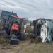 FOTO // Accident la Ștefan Vodă. Un autocar cu 27 de pasageri s-a ciocnit violent cu un tractor