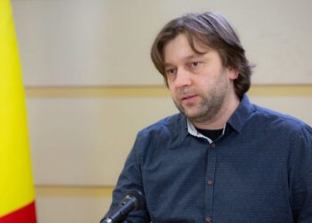 Ministrul Dumitru Alaiba își dă demisia: „Azi merg la ultima mea ședință de guvern”