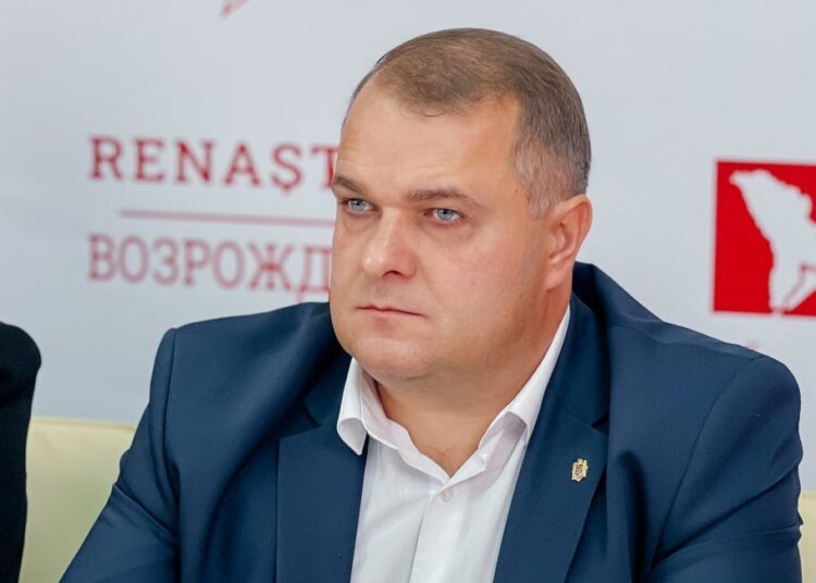 Lilian Carp: „Nesterovschi nu a părăsit legal R. Moldova. Se află fie pe teritoriul Ambasadei ruse, fie în Transnistria”