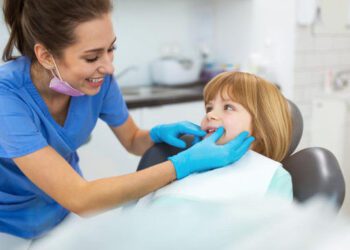 Copiii din Sîngerei și Orhei vor putea beneficia de servicii stomatologice gratuite