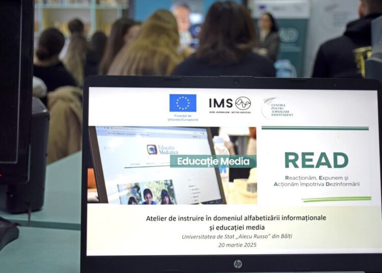 Atelier de educație media la Universitatea „Alecu Russo” din Bălți. Tinerii au discutat despre provocările jurnalismului contemporan