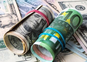 Curs valutar de weekend. Cum evoluează principalele monede