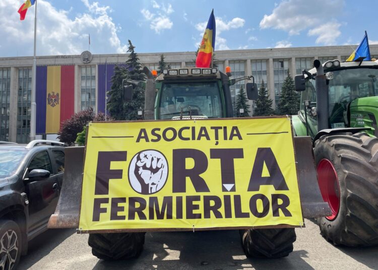 Fermierii nemulțumiți, hotărâți să iasă, din nou, la proteste