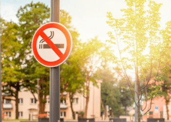 Statele care și-au propus să devină „fără fum”: Modele de succes în combaterea fumatului